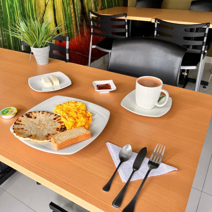 Hotel Volare Armenia (Quindio)