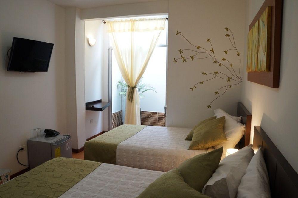 Volare Hotel